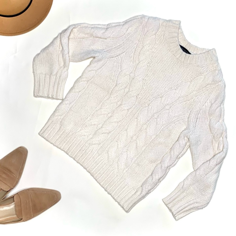 Ann Taylor Cropped Cable Knit Sweater